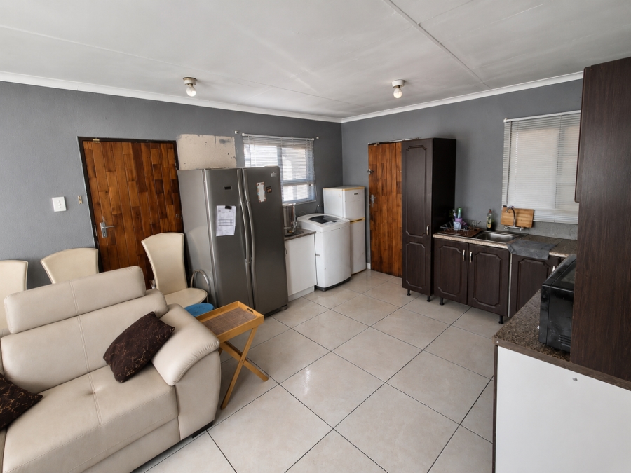 3 Bedroom Property for Sale in Nellmapius Gauteng