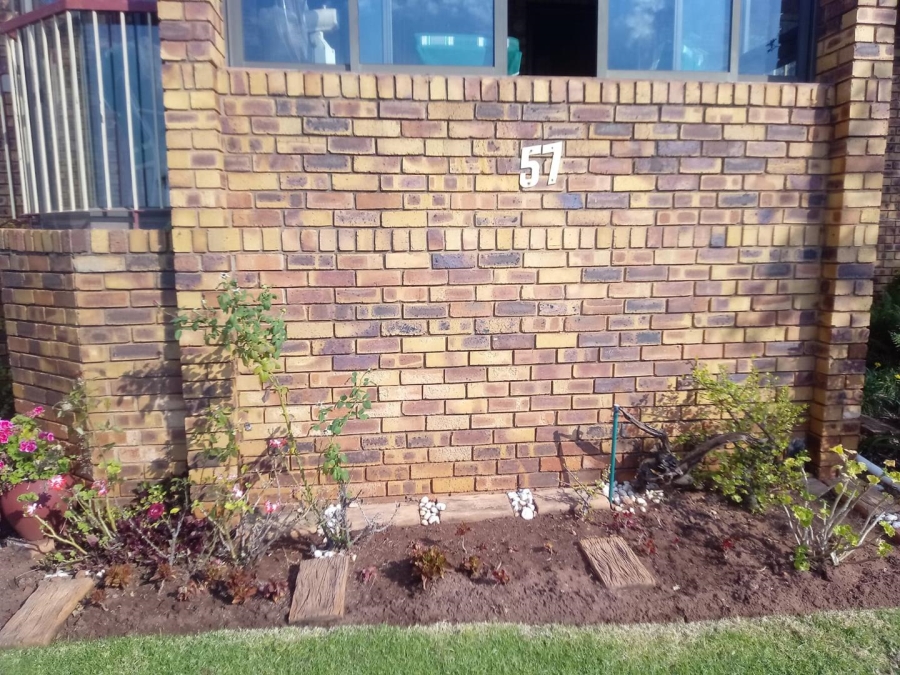 2 Bedroom Property for Sale in Amandasig Ext 7 Gauteng