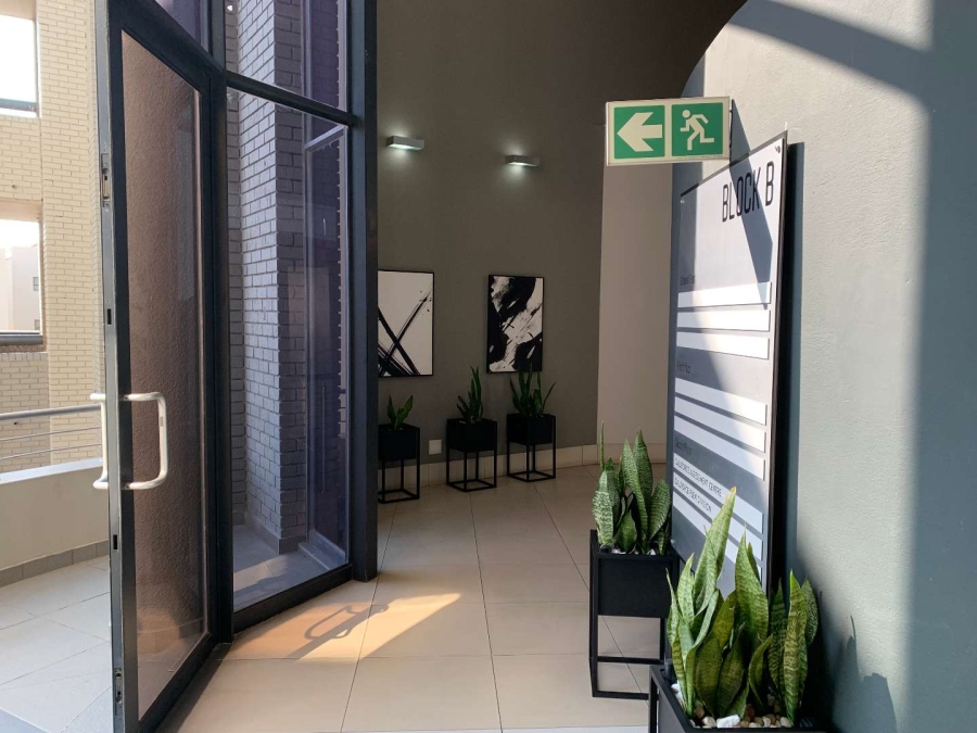 To Let Commercial Property for Rent in Sunninghill Gauteng