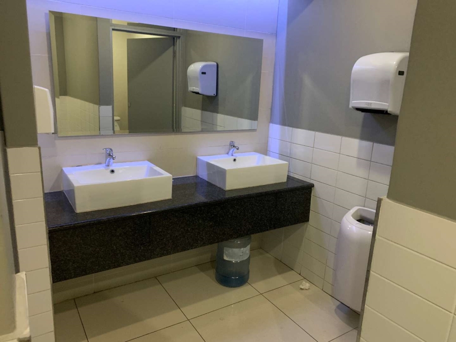 To Let Commercial Property for Rent in Sunninghill Gauteng