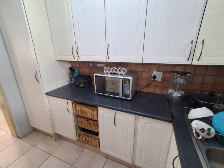 3 Bedroom Property for Sale in Eldoraigne Gauteng