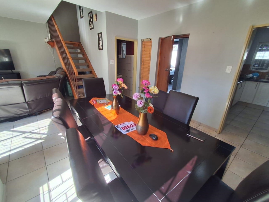 3 Bedroom Property for Sale in Eldoraigne Gauteng