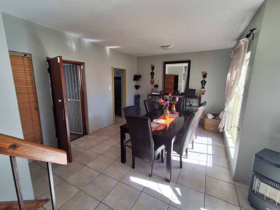 3 Bedroom Property for Sale in Eldoraigne Gauteng