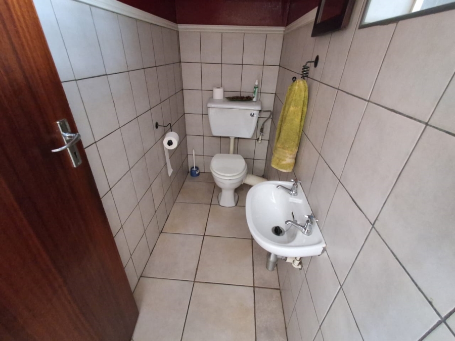 3 Bedroom Property for Sale in Eldoraigne Gauteng