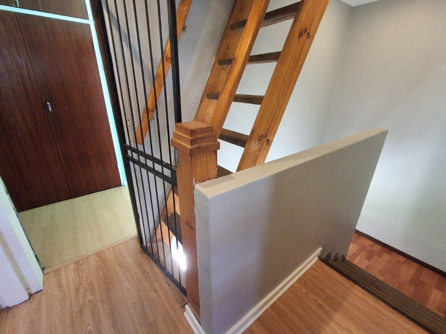 3 Bedroom Property for Sale in Eldoraigne Gauteng