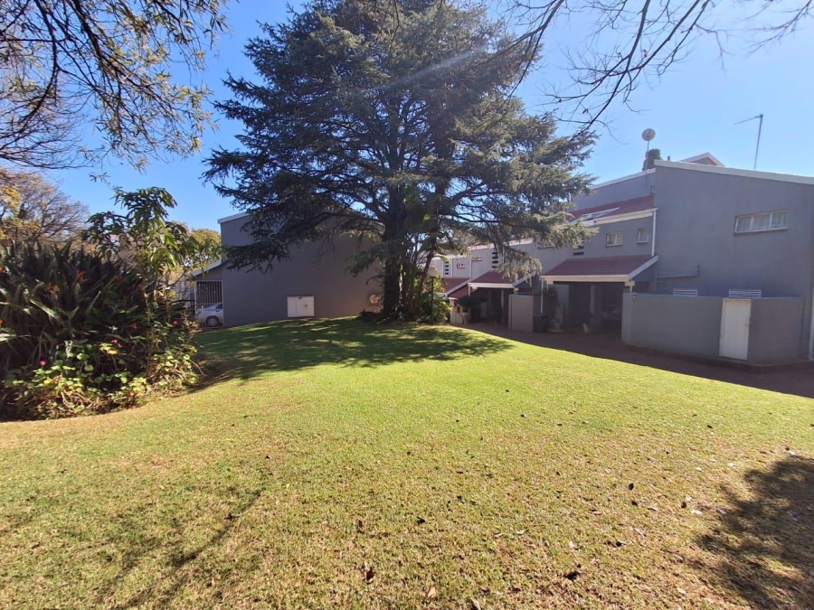 3 Bedroom Property for Sale in Eldoraigne Gauteng