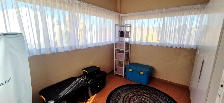 3 Bedroom Property for Sale in Winchester Hills Ext 3 Gauteng