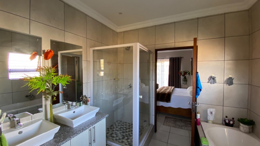 0 Bedroom Property for Sale in Roodepark Eco Estate Gauteng