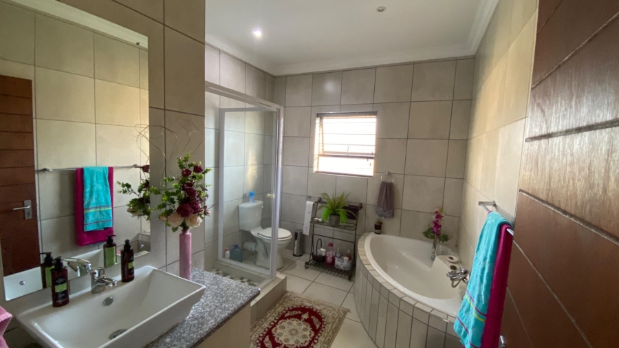 0 Bedroom Property for Sale in Roodepark Eco Estate Gauteng