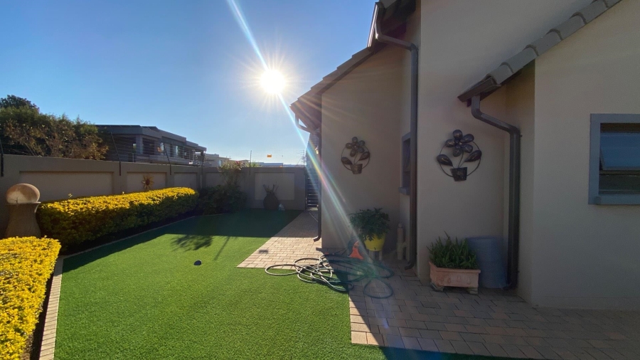 0 Bedroom Property for Sale in Roodepark Eco Estate Gauteng
