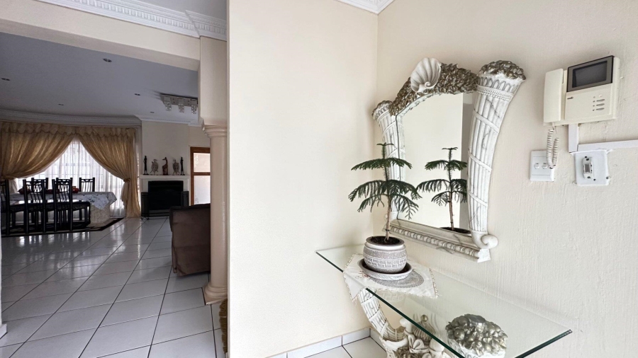 To Let 4 Bedroom Property for Rent in Ninapark Gauteng