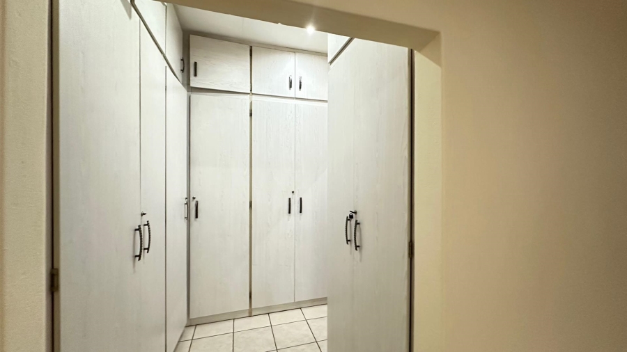 To Let 4 Bedroom Property for Rent in Ninapark Gauteng