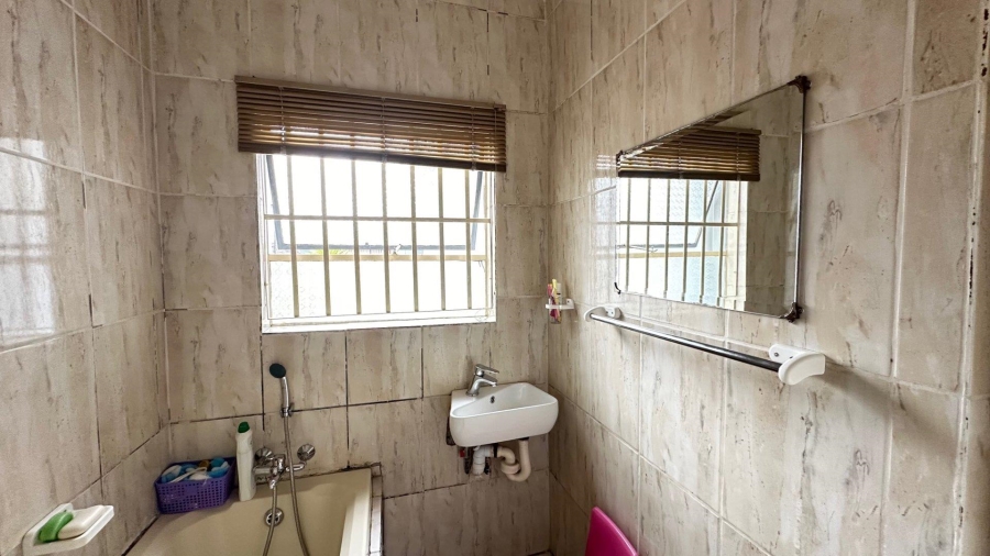 To Let 4 Bedroom Property for Rent in Ninapark Gauteng