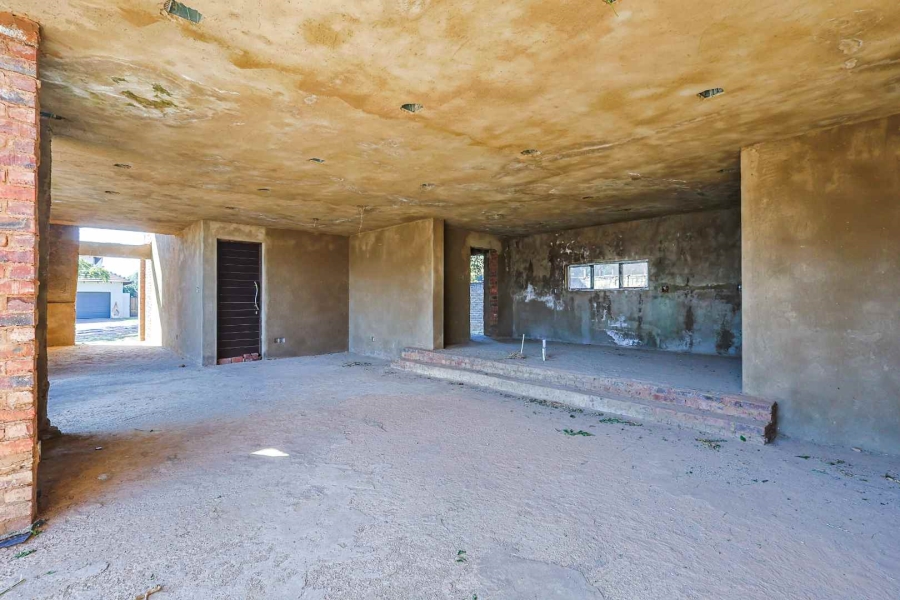 5 Bedroom Property for Sale in The Hills Game Reserve Estate Gauteng
