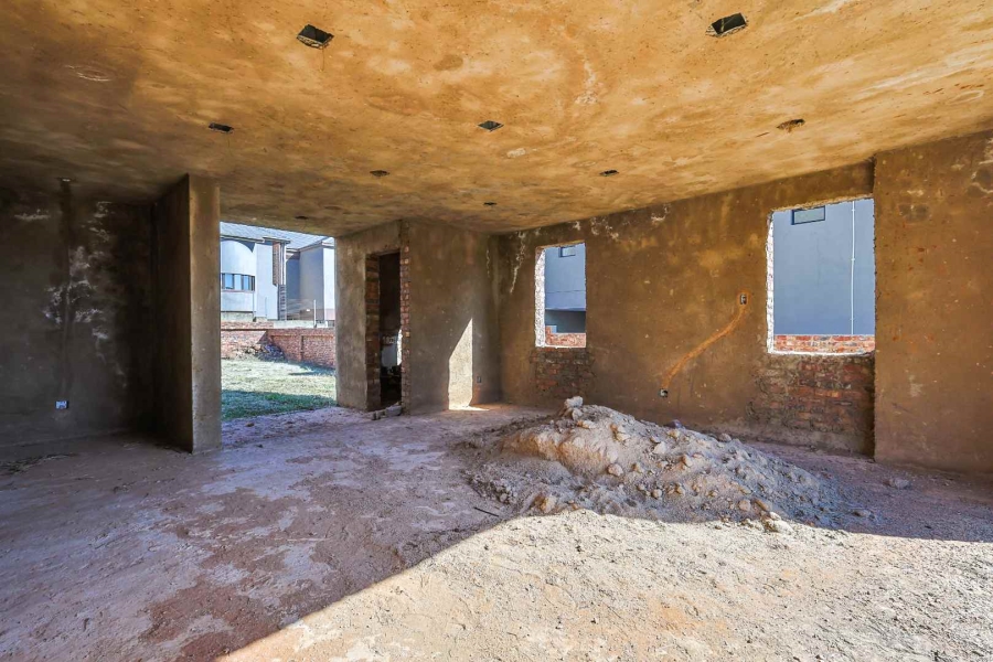 5 Bedroom Property for Sale in The Hills Game Reserve Estate Gauteng