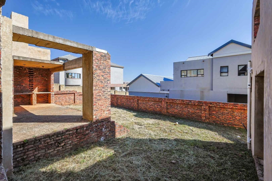5 Bedroom Property for Sale in The Hills Game Reserve Estate Gauteng
