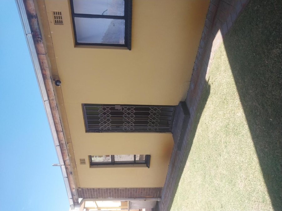 To Let 0 Bedroom Property for Rent in Robertsham Gauteng