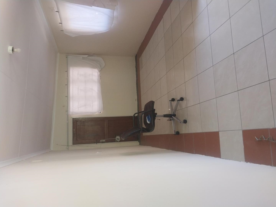 To Let 0 Bedroom Property for Rent in Robertsham Gauteng