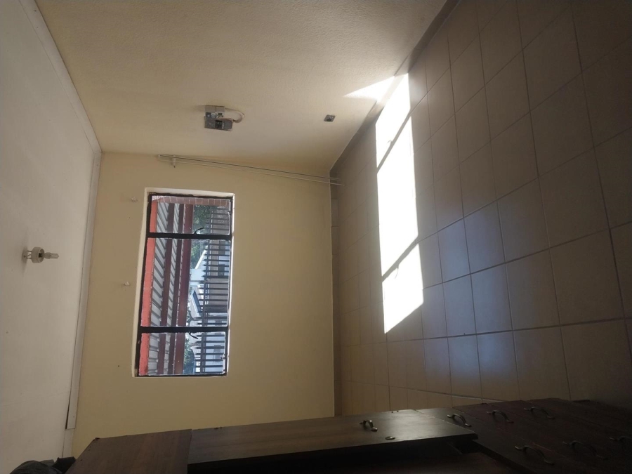 To Let 0 Bedroom Property for Rent in Robertsham Gauteng