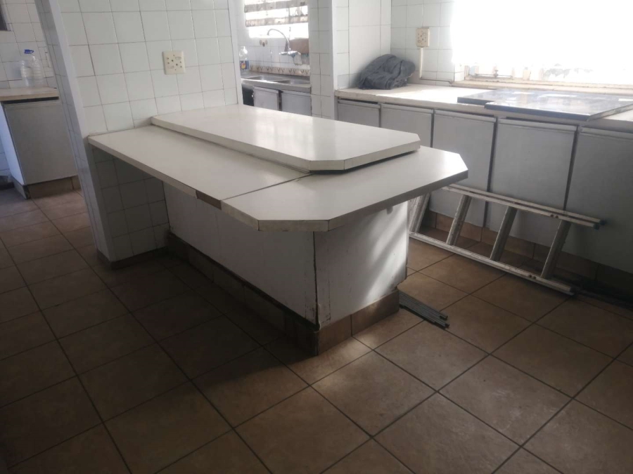 4 Bedroom Property for Sale in Rosettenville Gauteng