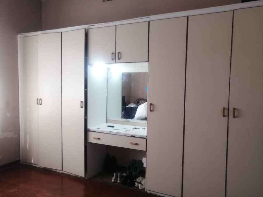4 Bedroom Property for Sale in Rosettenville Gauteng