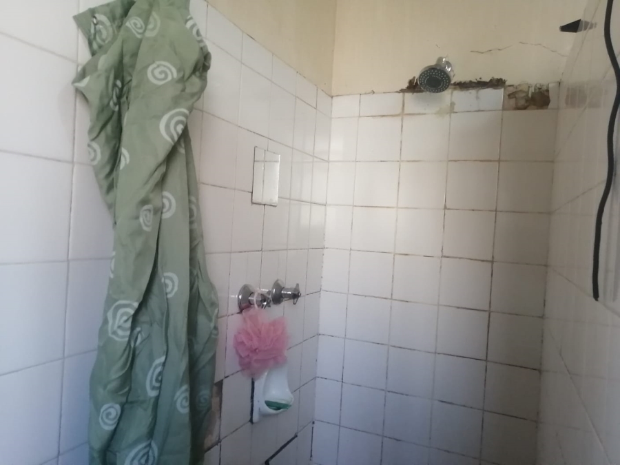 4 Bedroom Property for Sale in Rosettenville Gauteng