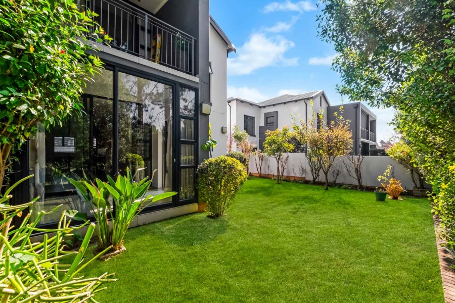 3 Bedroom Property for Sale in Broadacres Gauteng