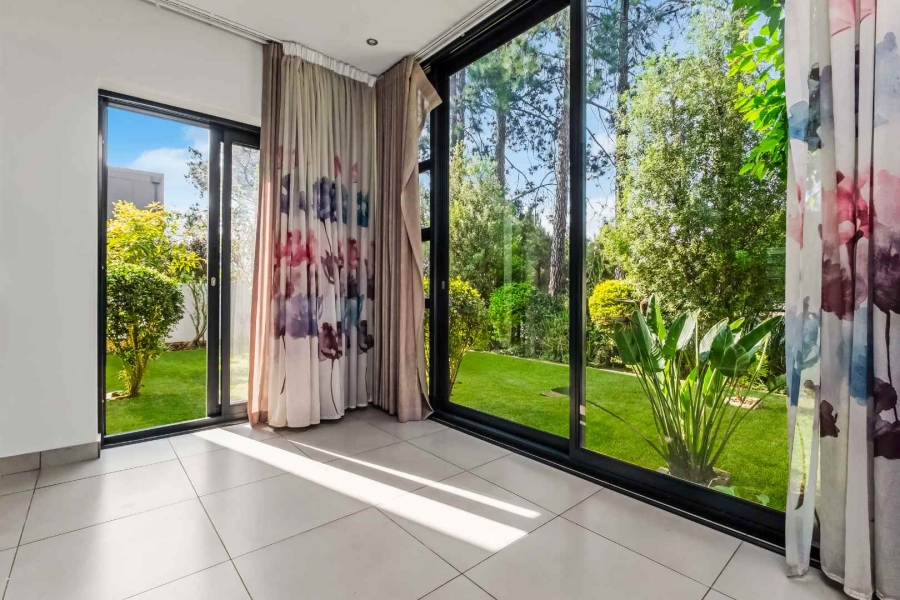 3 Bedroom Property for Sale in Broadacres Gauteng