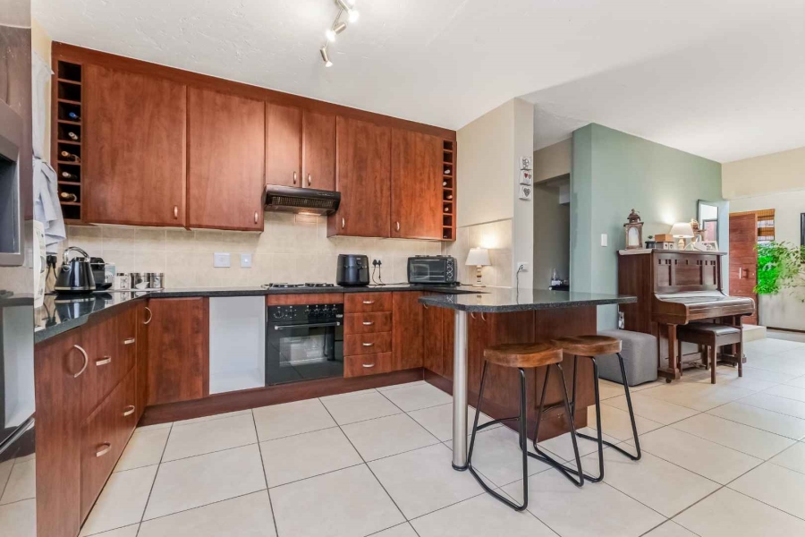 3 Bedroom Property for Sale in Broadacres Gauteng