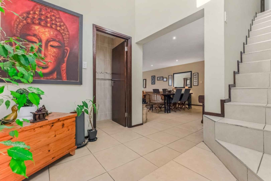 3 Bedroom Property for Sale in Broadacres Gauteng