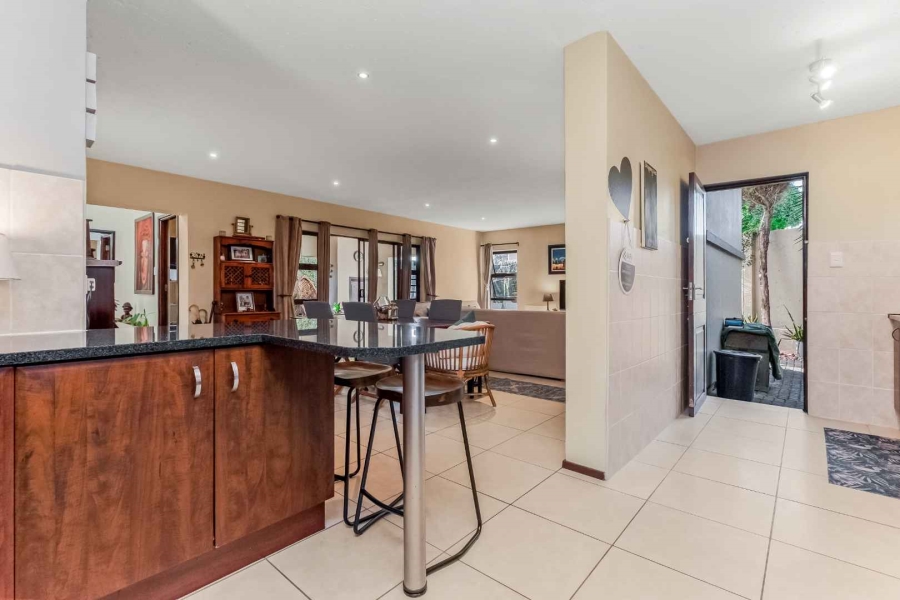 3 Bedroom Property for Sale in Broadacres Gauteng