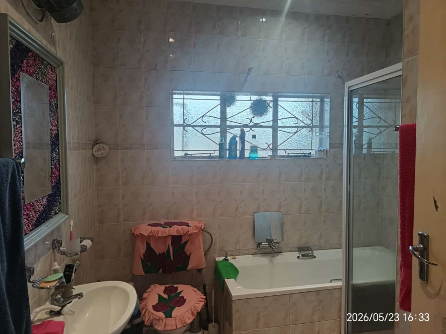3 Bedroom Property for Sale in Newlands Gauteng