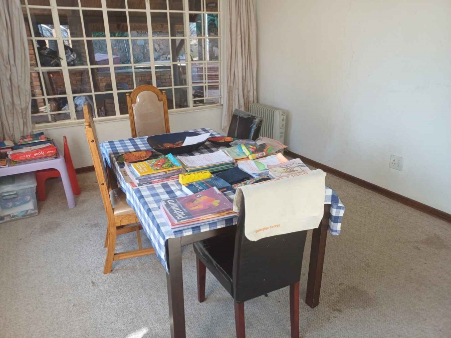 4 Bedroom Property for Sale in Mulbarton Gauteng
