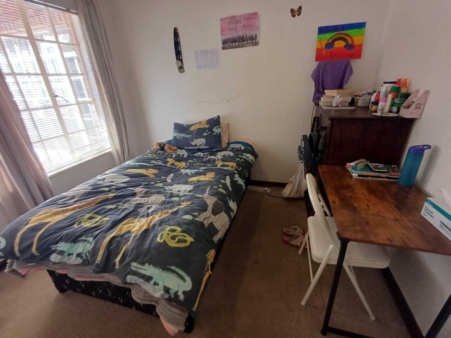 4 Bedroom Property for Sale in Mulbarton Gauteng