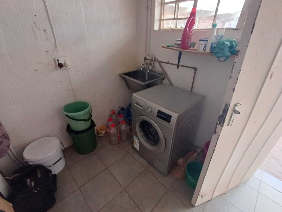 4 Bedroom Property for Sale in Mulbarton Gauteng