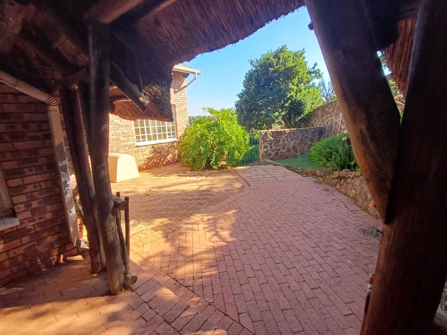 4 Bedroom Property for Sale in Mulbarton Gauteng