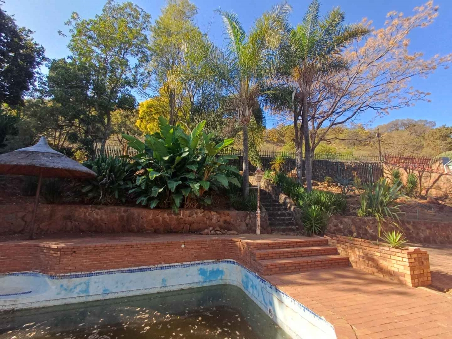 4 Bedroom Property for Sale in Mulbarton Gauteng