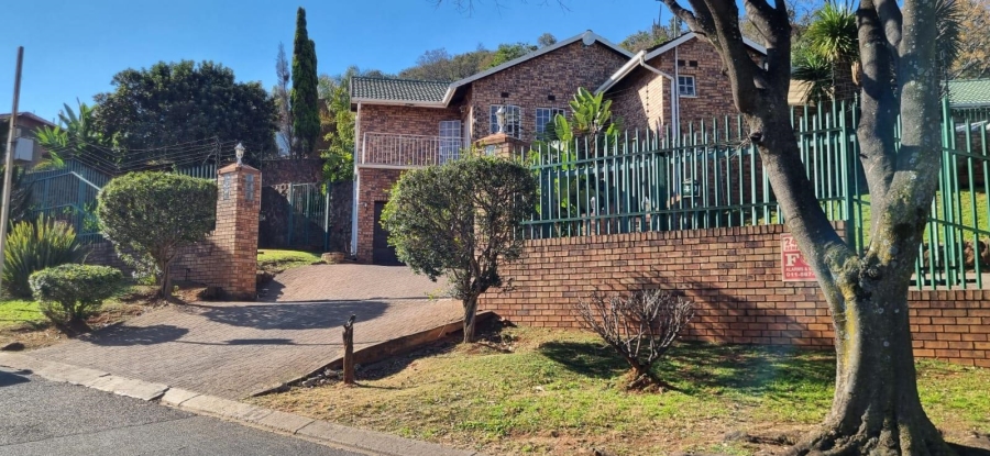 4 Bedroom Property for Sale in Mulbarton Gauteng