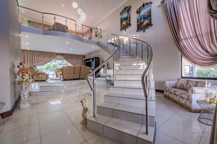 5 Bedroom Property for Sale in Blue Saddle Ranches Gauteng