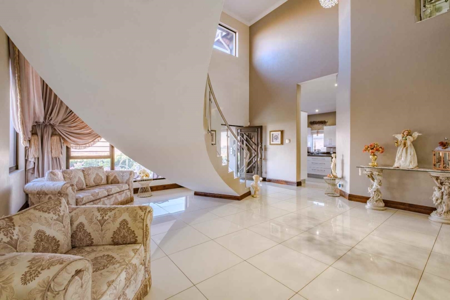 5 Bedroom Property for Sale in Blue Saddle Ranches Gauteng