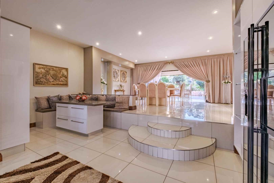 5 Bedroom Property for Sale in Blue Saddle Ranches Gauteng