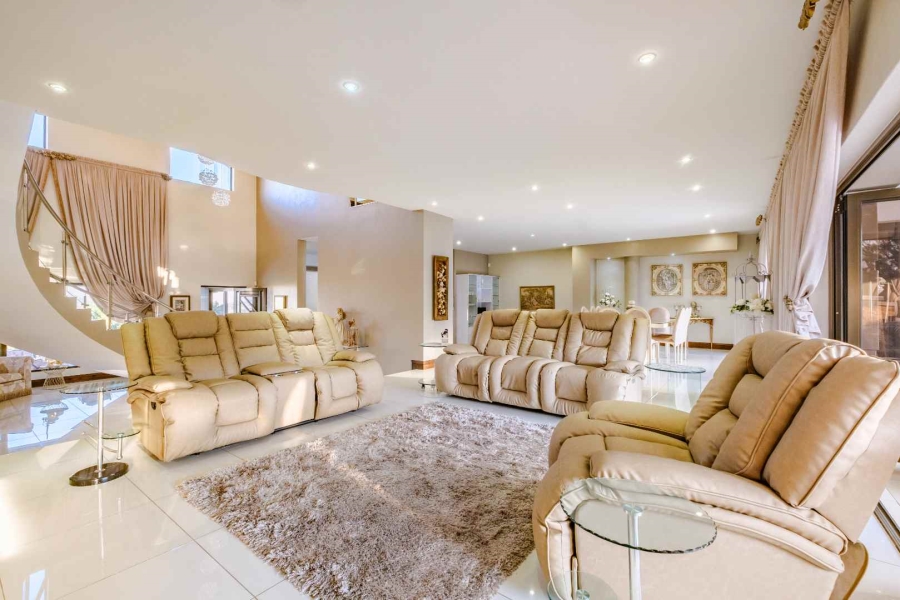 5 Bedroom Property for Sale in Blue Saddle Ranches Gauteng