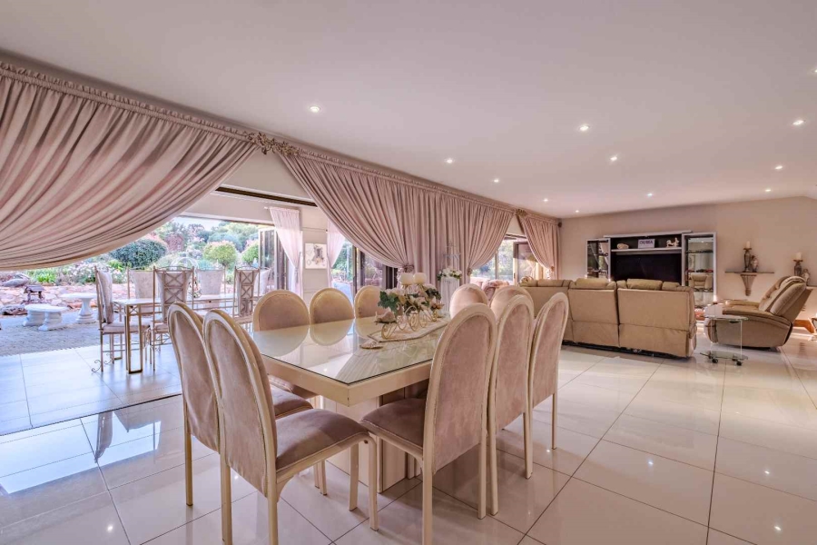 5 Bedroom Property for Sale in Blue Saddle Ranches Gauteng