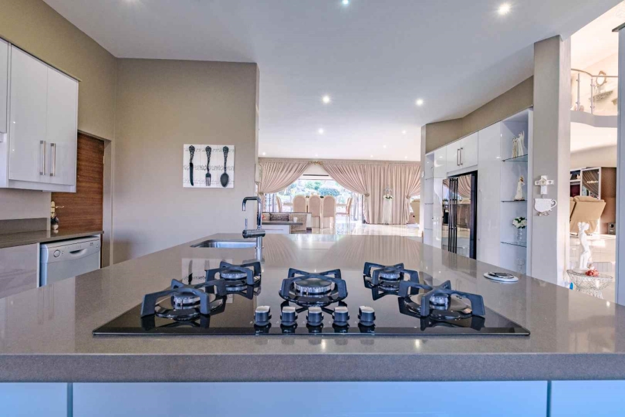 5 Bedroom Property for Sale in Blue Saddle Ranches Gauteng