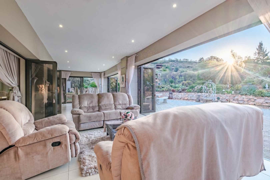 5 Bedroom Property for Sale in Blue Saddle Ranches Gauteng