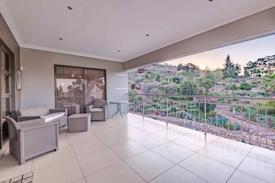 5 Bedroom Property for Sale in Blue Saddle Ranches Gauteng