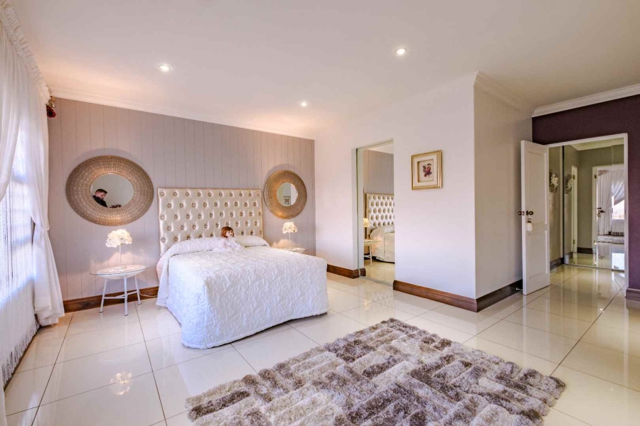5 Bedroom Property for Sale in Blue Saddle Ranches Gauteng