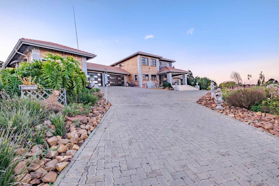 5 Bedroom Property for Sale in Blue Saddle Ranches Gauteng