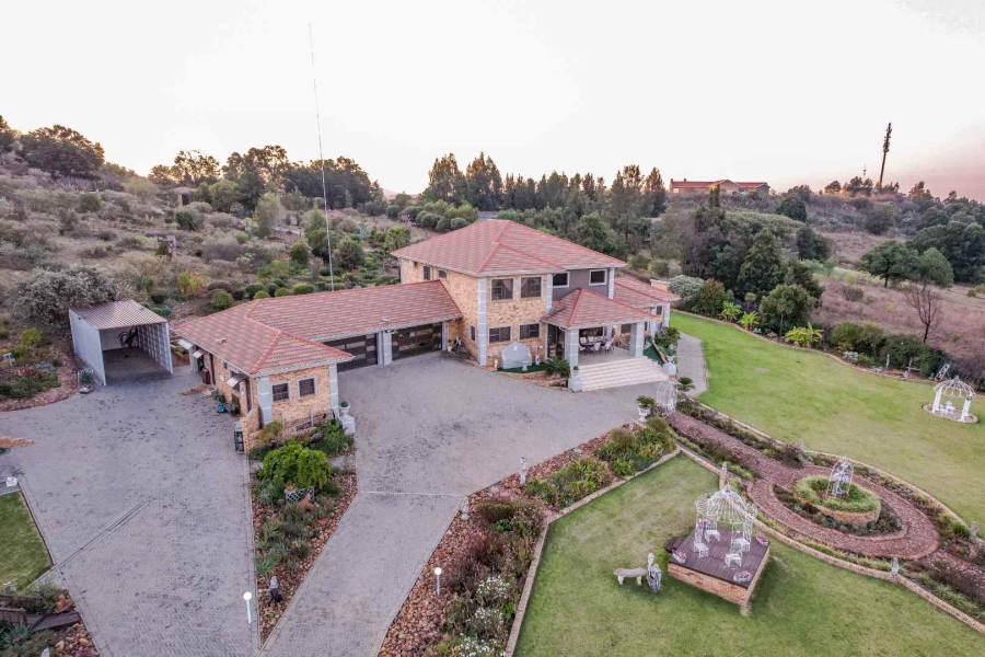 5 Bedroom Property for Sale in Blue Saddle Ranches Gauteng