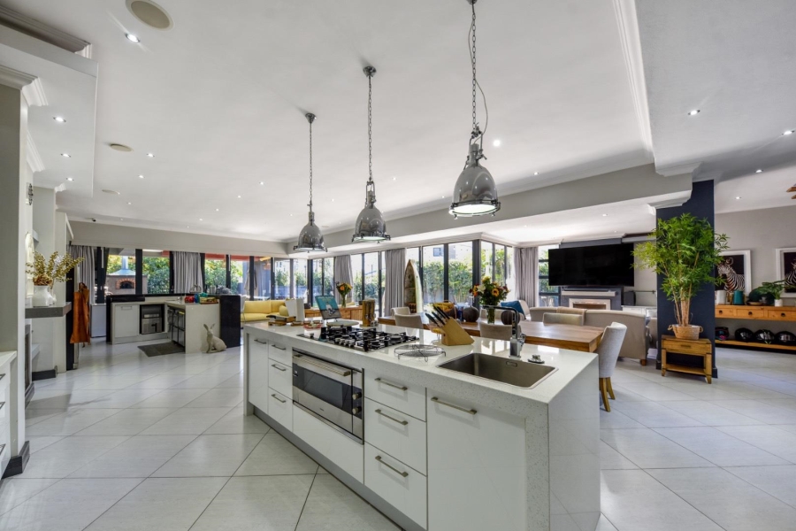 4 Bedroom Property for Sale in Lombardy Estate Gauteng